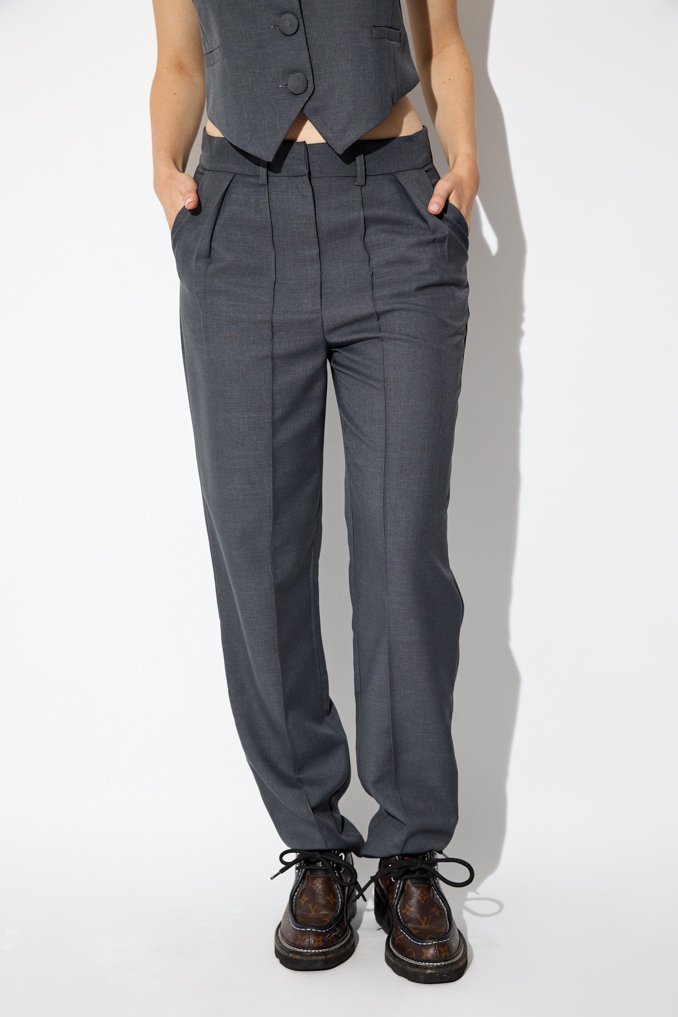 GARCON SUIT