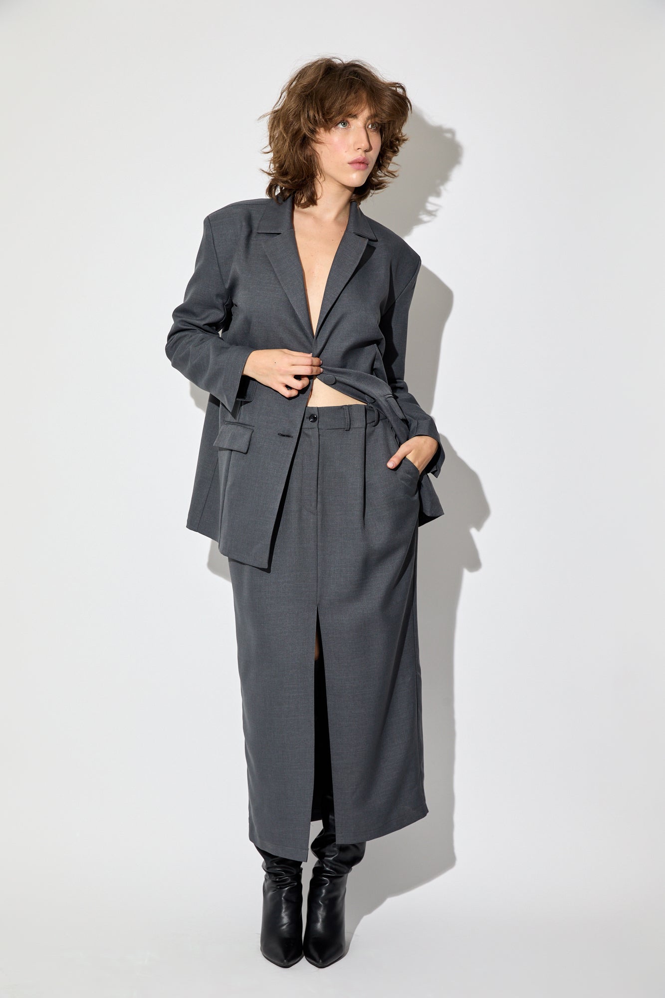 REBECCA SUIT