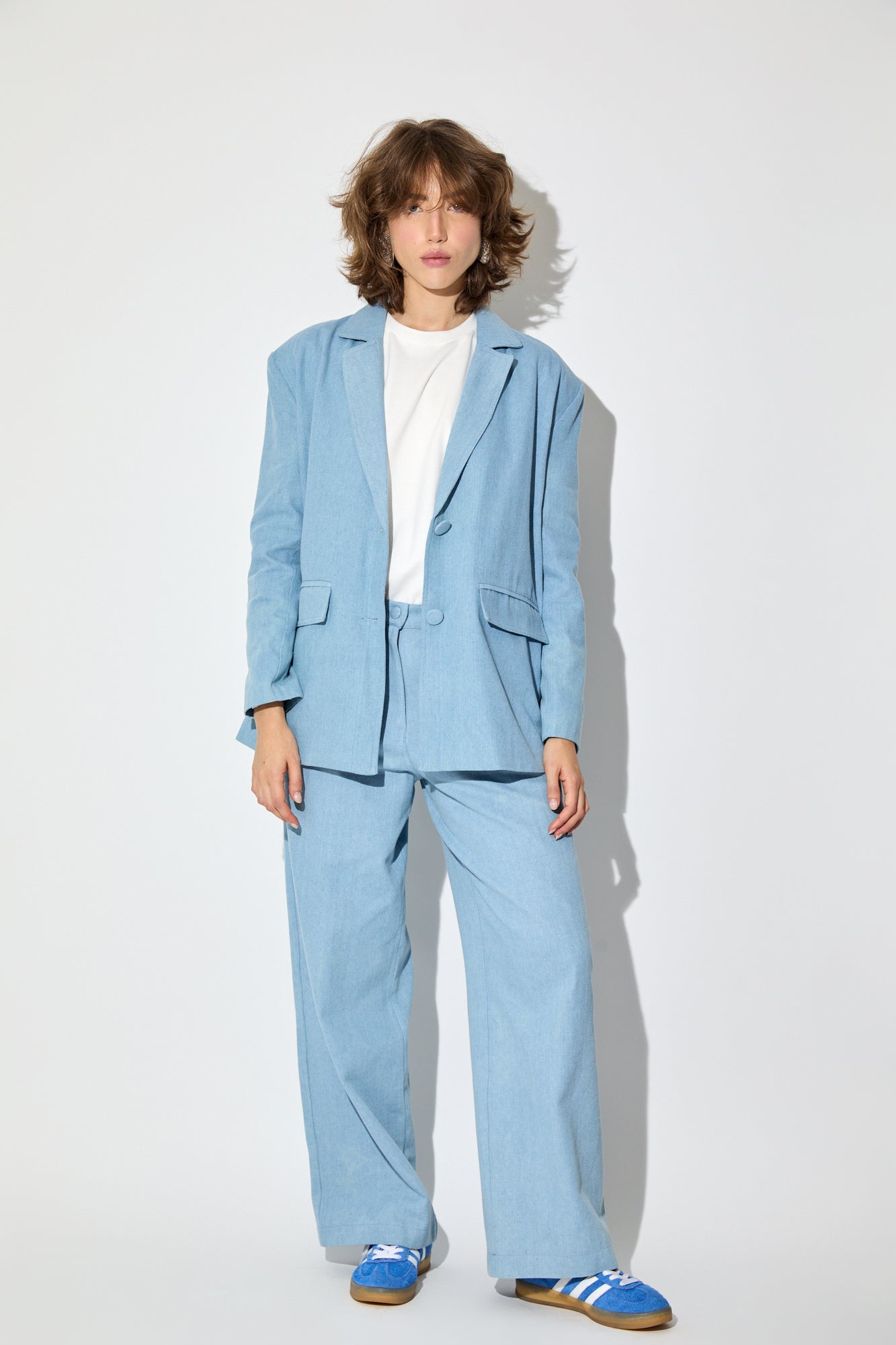 JHONSON SUIT