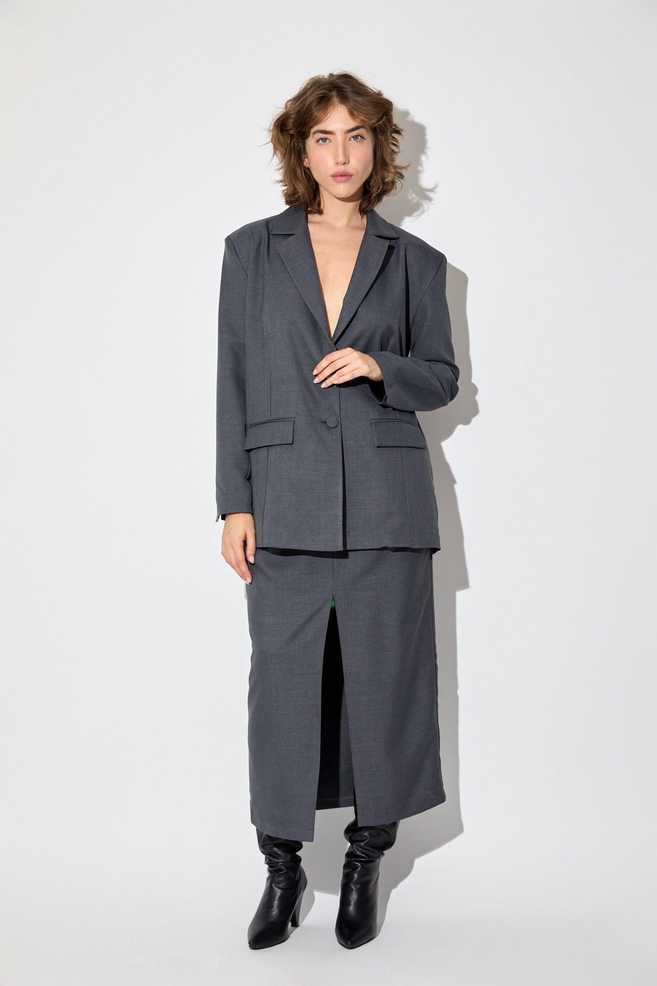 REBECCA SUIT