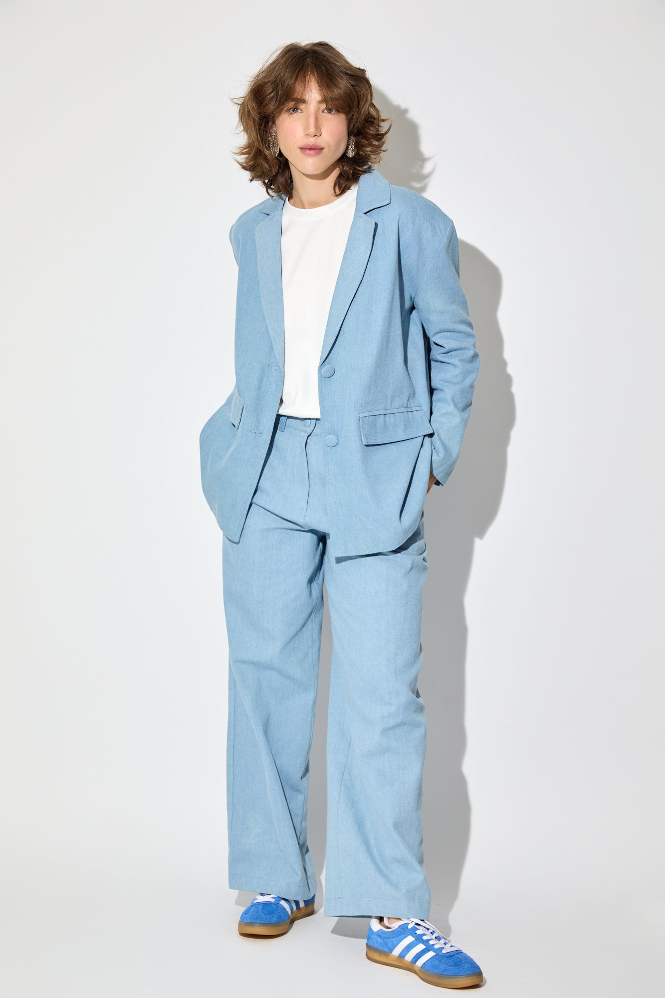 JHONSON SUIT