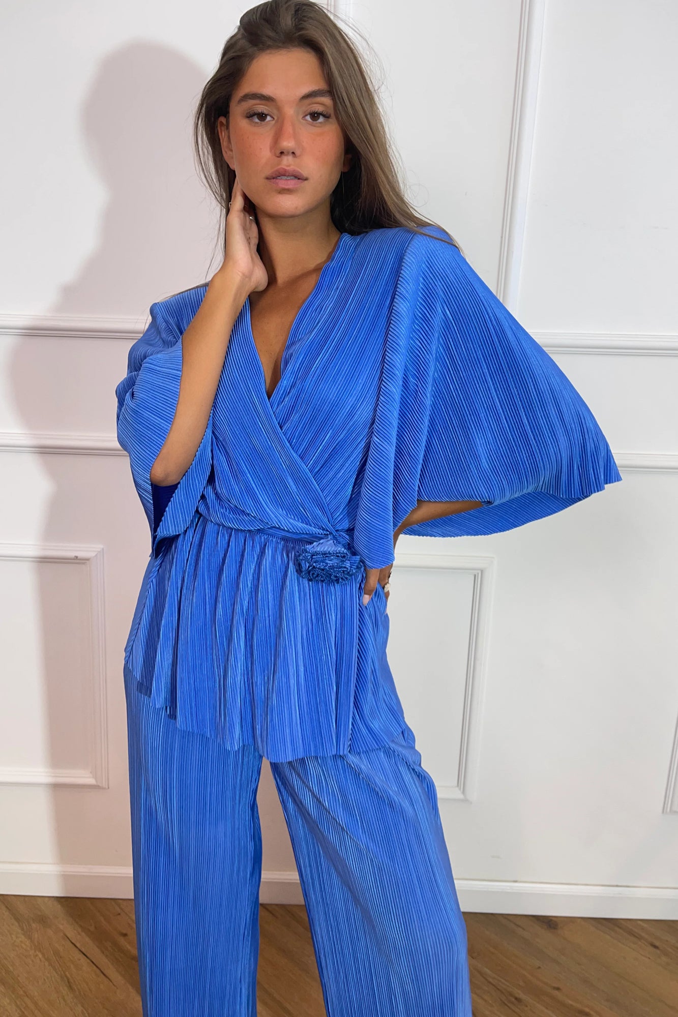 LOVEN SUIT